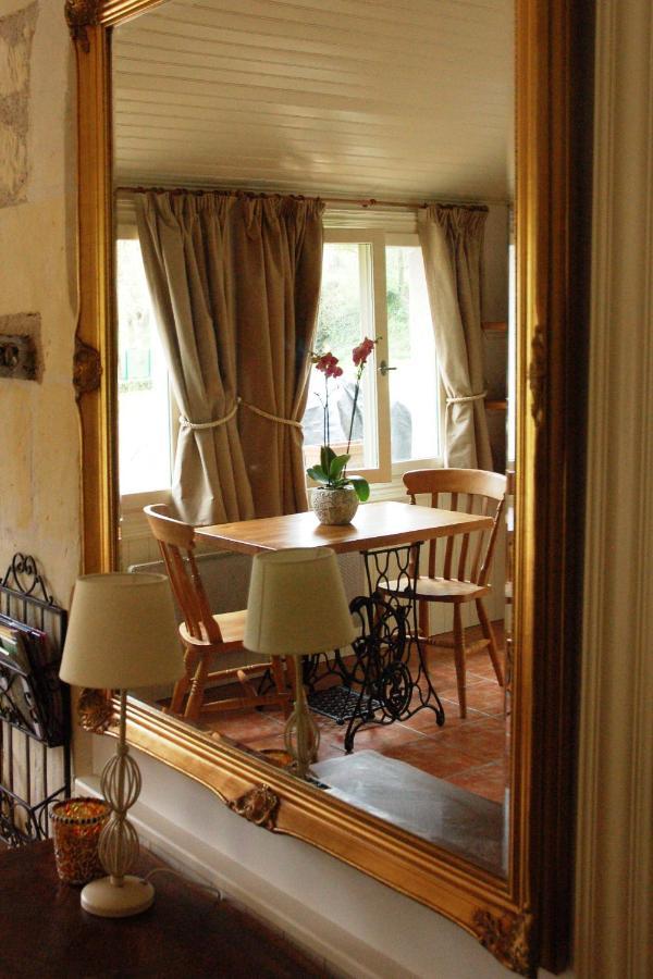مبيت وإفطار Les Bois-d'Anjou Le Logis Du Pressoir Chambre D'Hotes Bed & Breakfast In Beautiful 18Th Century Estate In The Heart Of The Loire Valley With Heated Pool And Extensive Grounds المظهر الخارجي الصورة